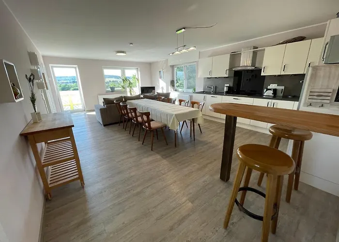 „vogelnest“ Im Vogelsberger Hof דירה *