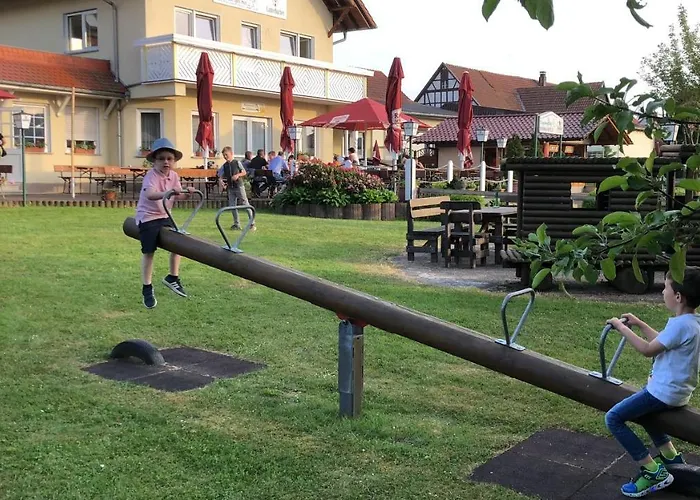 „vogelnest“ Im Vogelsberger Hof דירה *